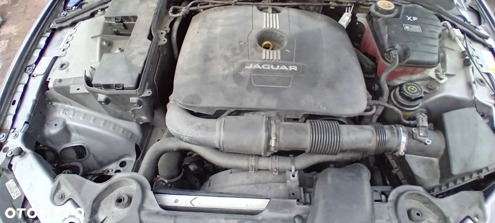 Jaguar XF - 20