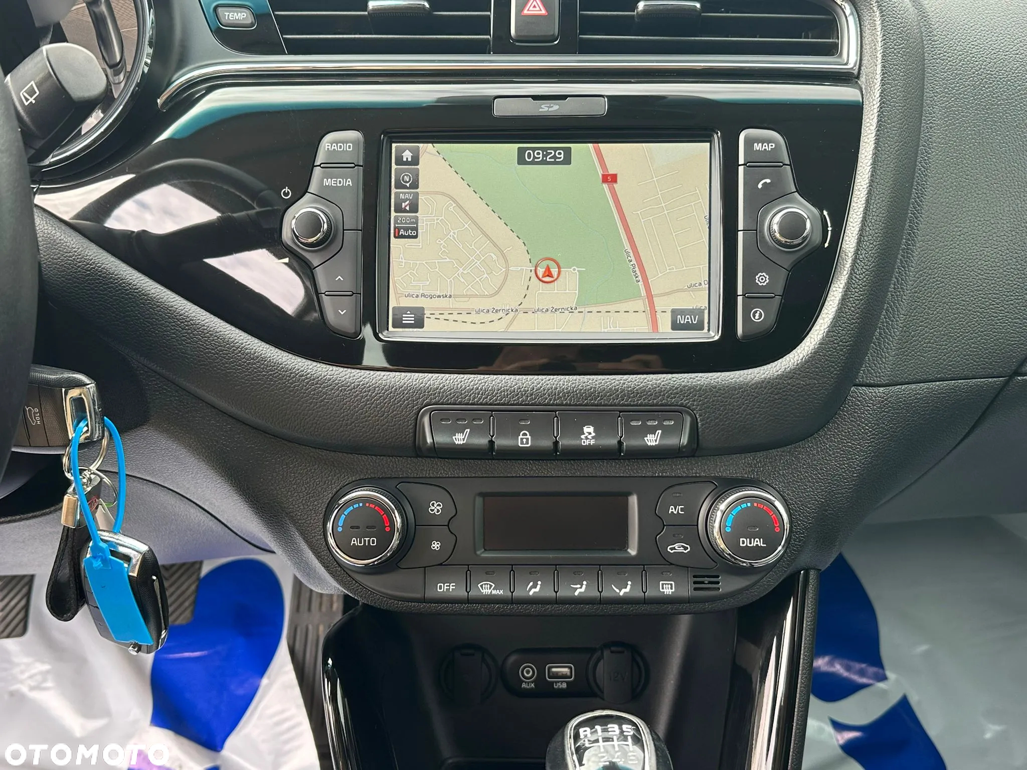 Kia Ceed 1.6 CRDi 136 ISG SW Dream-Team Edition - 17