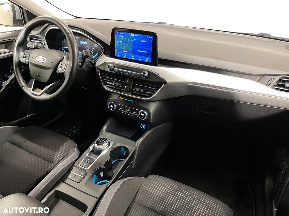 Ford Focus 1.0 EcoBoost Trend Edition - 9