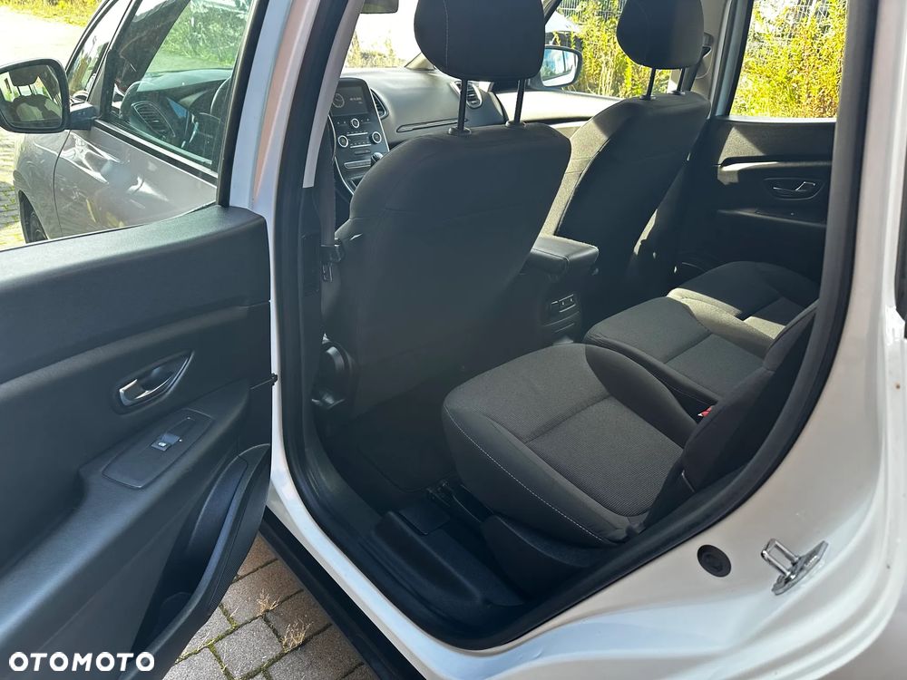 Renault Grand Scenic - 6