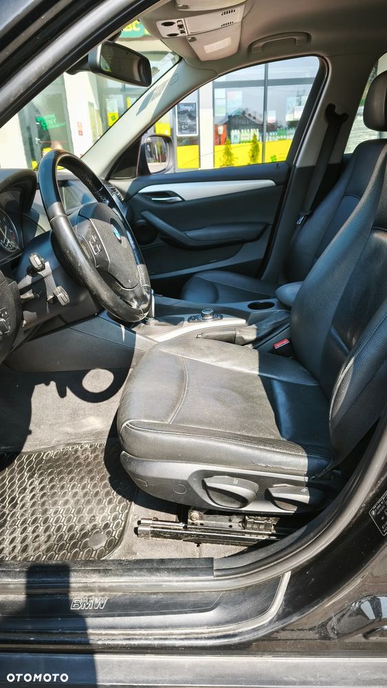 BMW X1 sDrive18d - 14