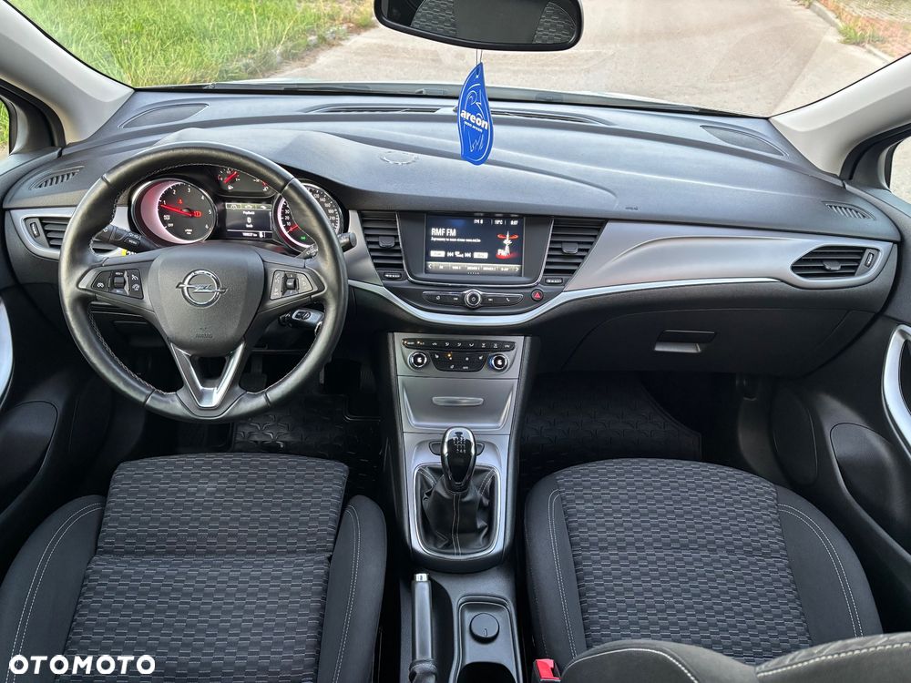 Opel Astra - 13