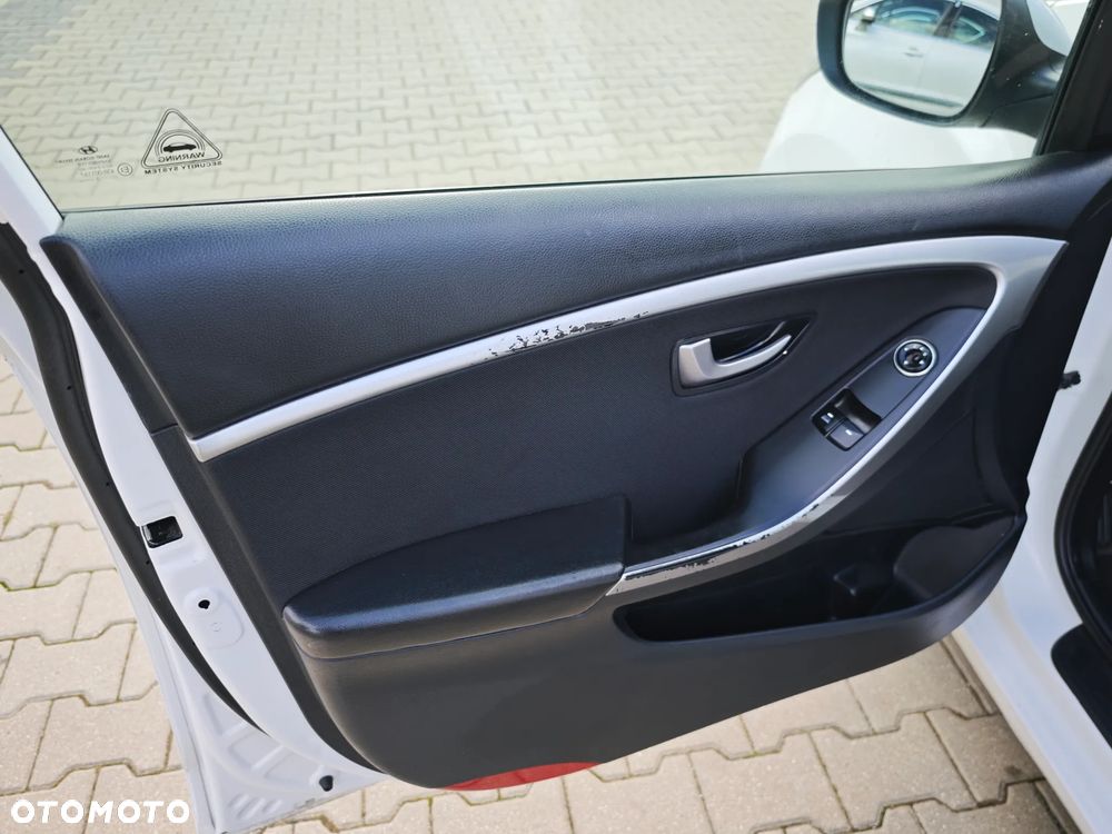Hyundai i30 1.4 Classic - 27