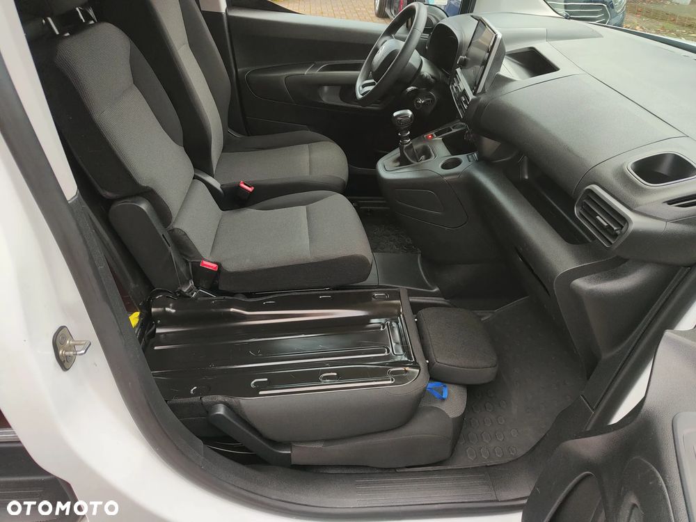 Citroën Berlingo XL Maxi 2022r L2 1.5 Diesel 130PS - 26