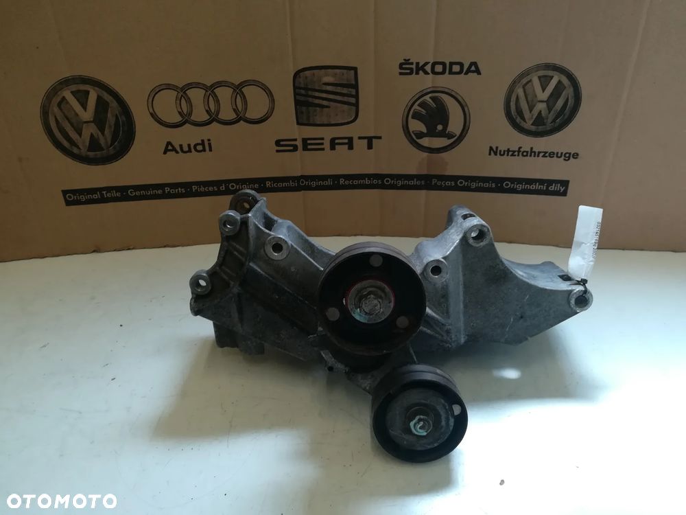ŁAPA ALTERNATORA 032145169Q VW GOLF IV, BORA