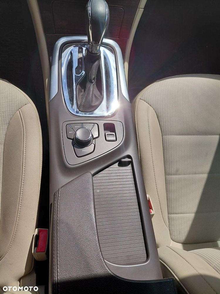 Opel Insignia 2.0 T Cosmo 4x4 - 7