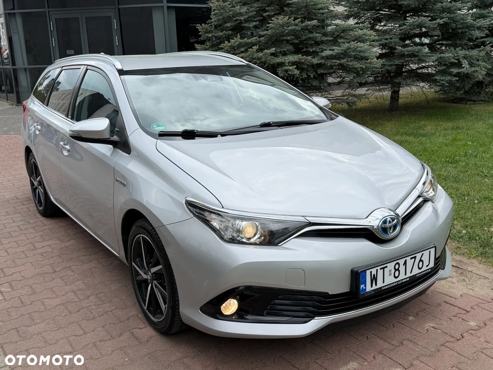 Toyota Auris 1.8 VVT-i Automatik Edition-S - 2