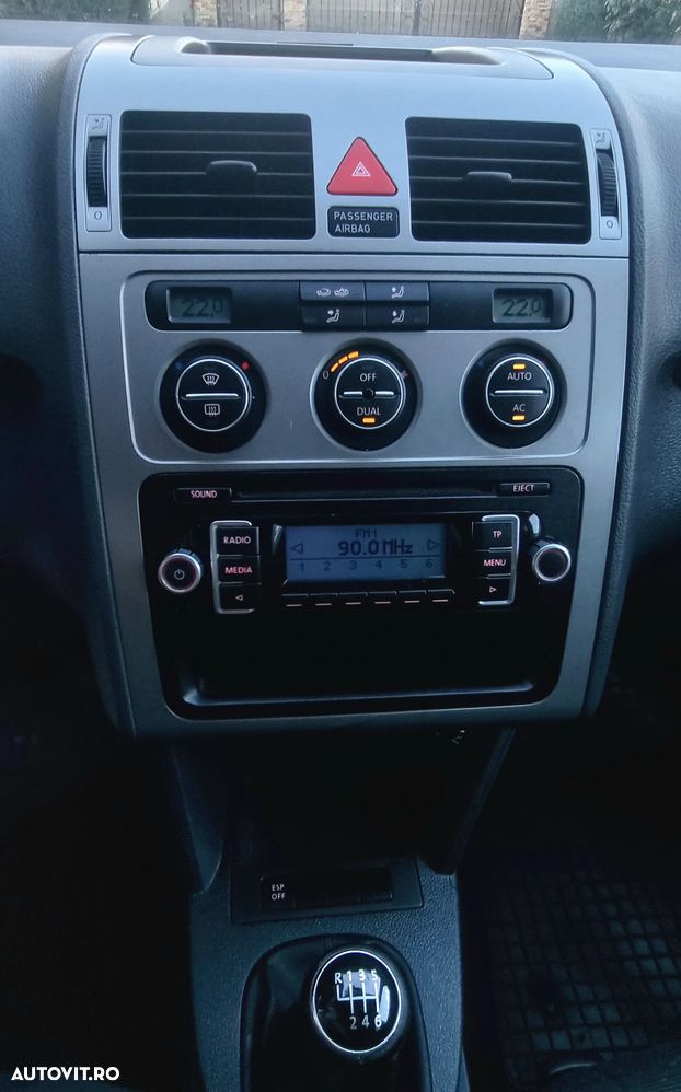 VOLKSWAGEN Touran 2008 — imagine 17