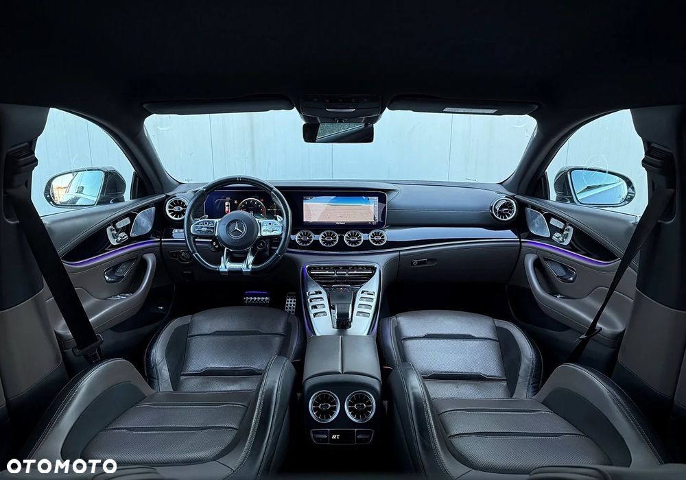 Mercedes-Benz AMG GT - 4