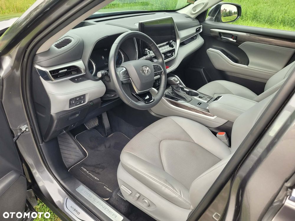 Toyota Highlander 2.5 Hybrid Executive - 7