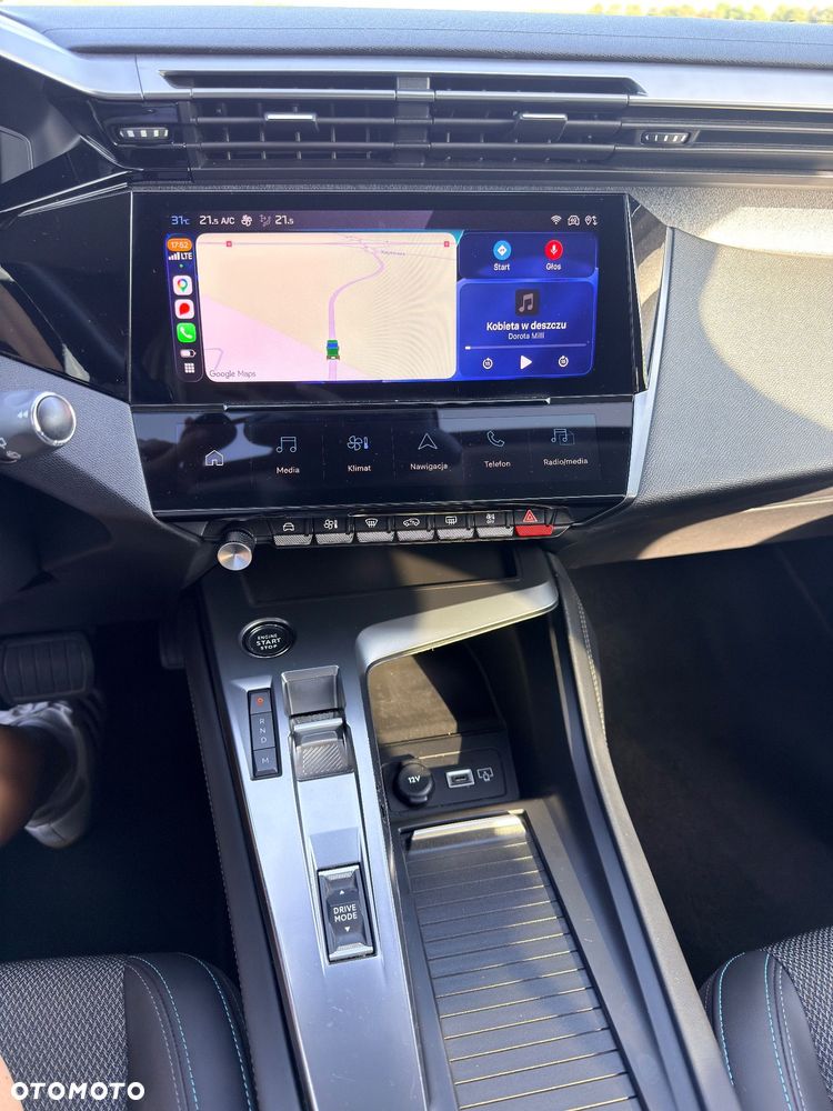 Peugeot 308 1.2 PureTech GPF Allure Pack S&S EAT8 - 11