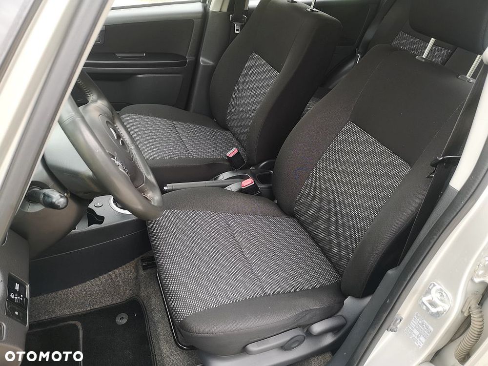 Suzuki SX4 - 17