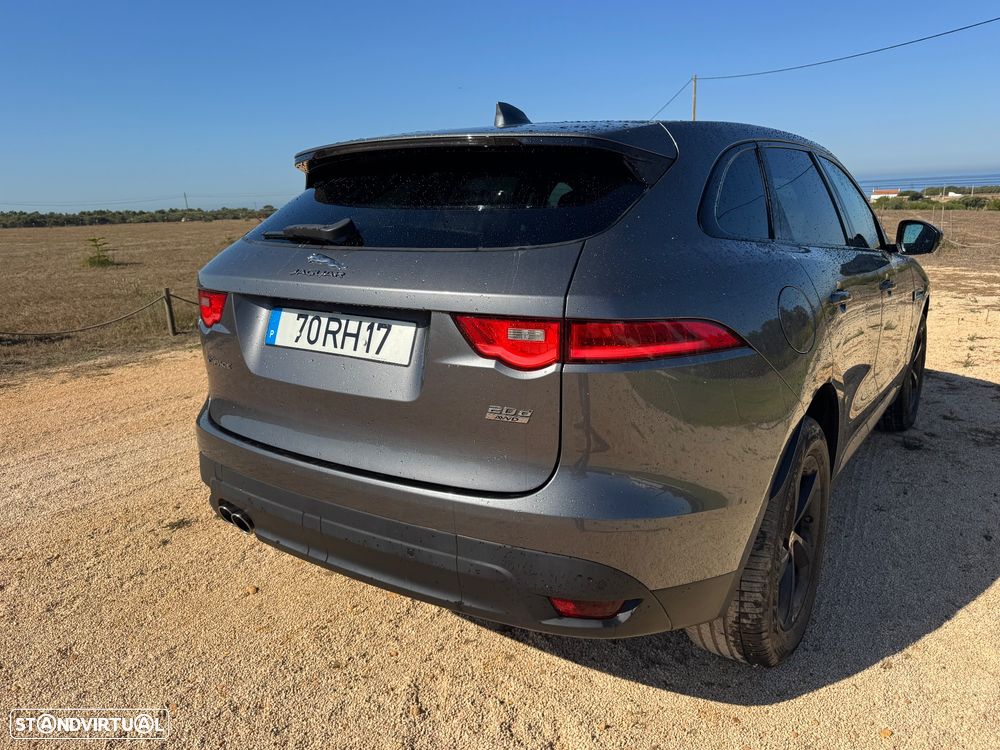 Jaguar F-Pace 2.0 i4D R-Sport AWD - 1