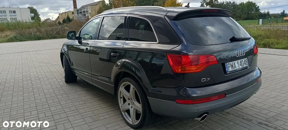Audi Q7 - 12