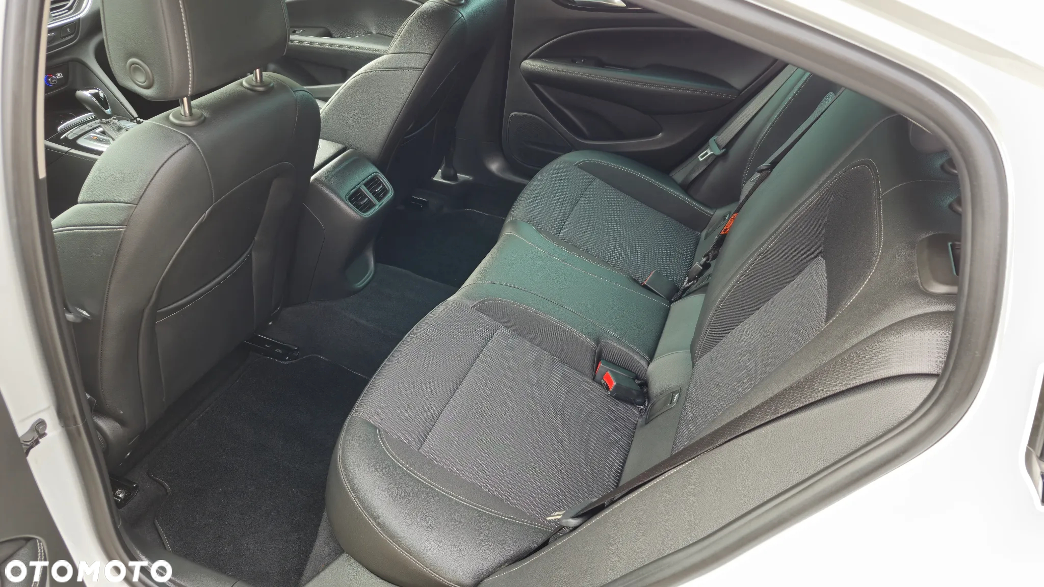 Opel Insignia Grand Sport 1.5 Diesel Automatik Business - 16