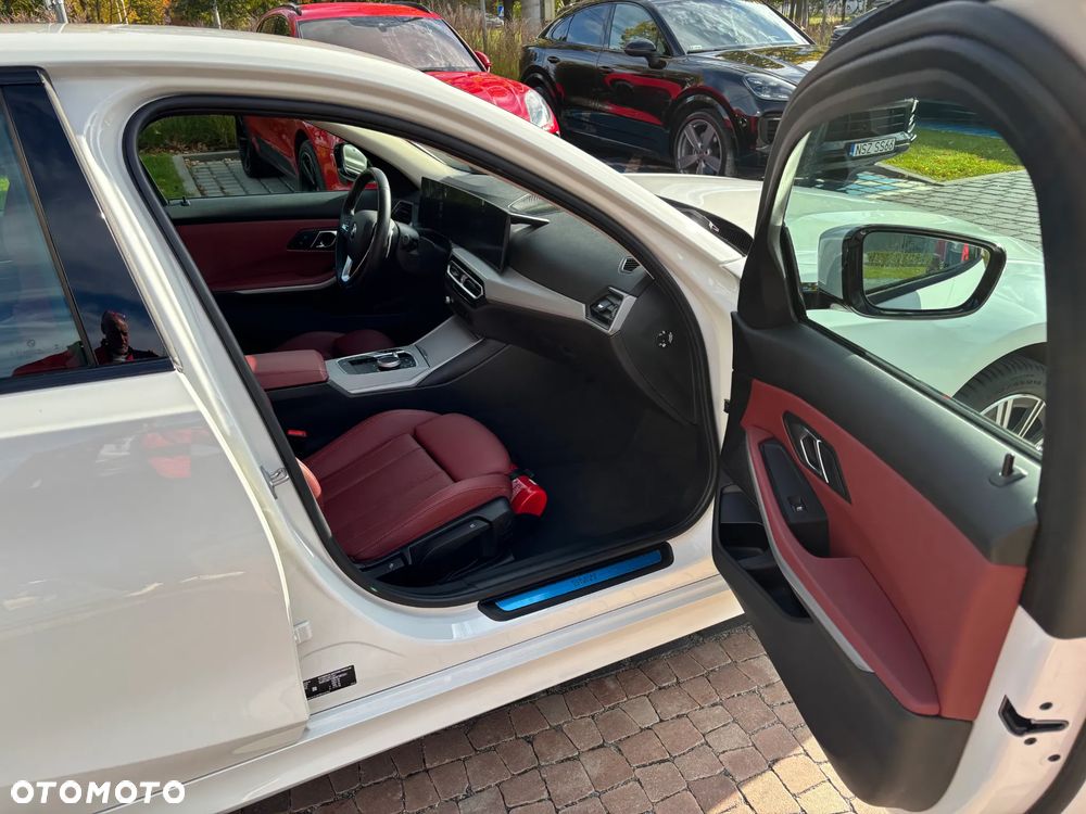 BMW Seria 3 - 12