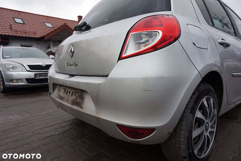 ZDERZAK TYLNY CLIO III PH2 LIFT 5D HB TED69  SREBRNY RENAULT 2009-2012 - 4