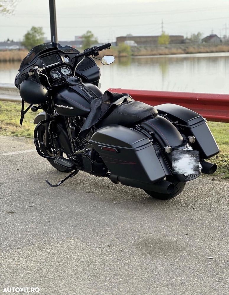 Harley-Davidson Road Glide - 4
