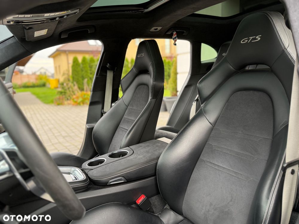 Porsche Panamera GTS GPF Sport Turismo - 14