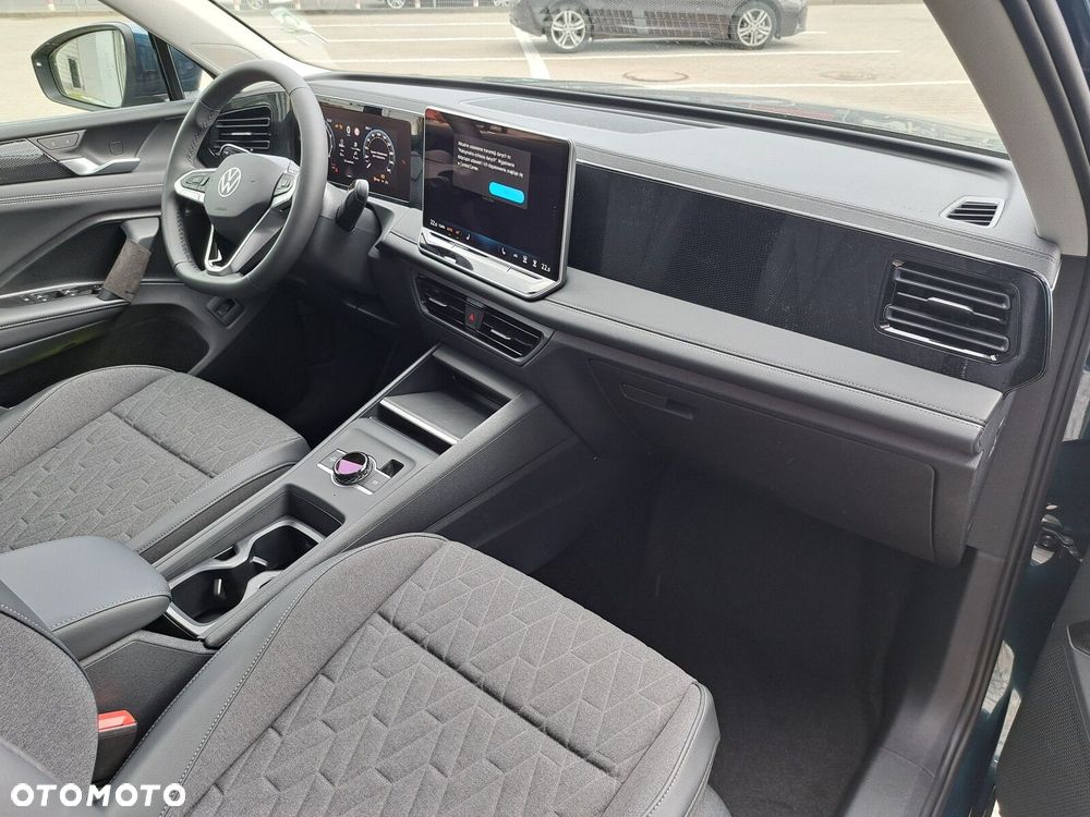 Volkswagen Tiguan - 14