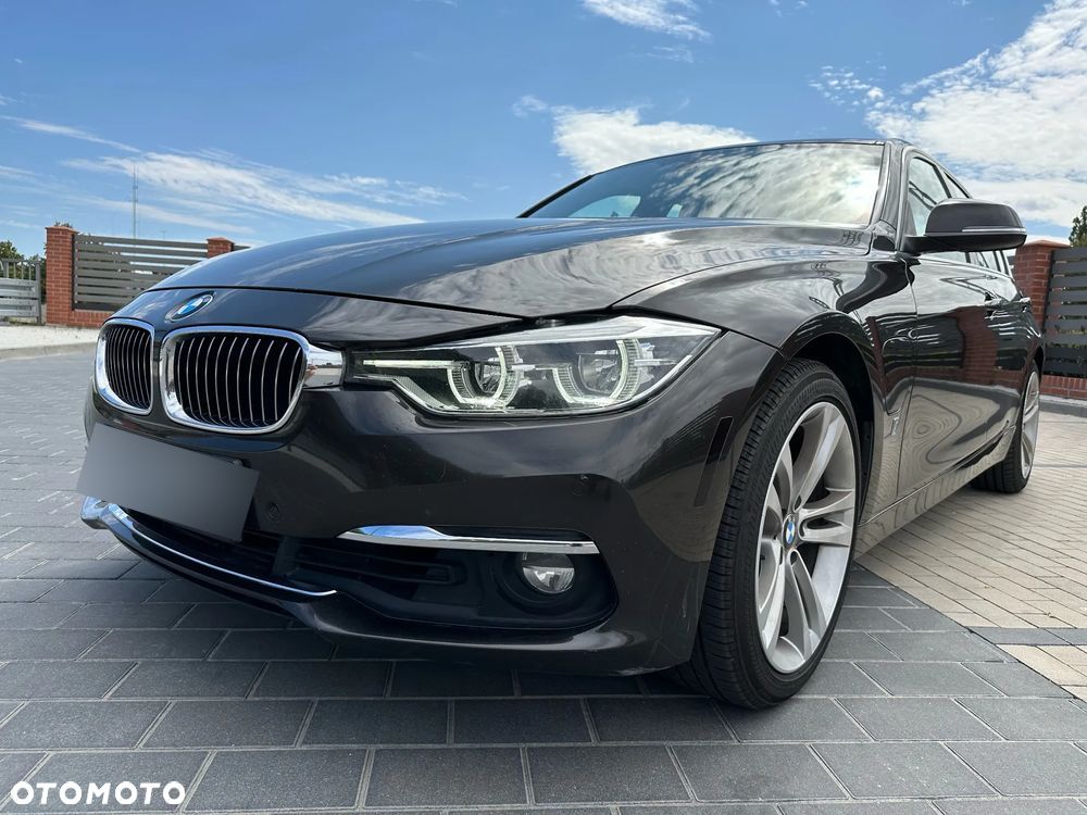 BMW Seria 3 330e iPerformance Luxury Line - 1