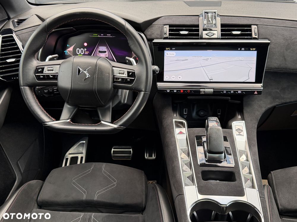 DS Automobiles DS 7 Crossback 1.6 E-Tense Performance Line + - 7