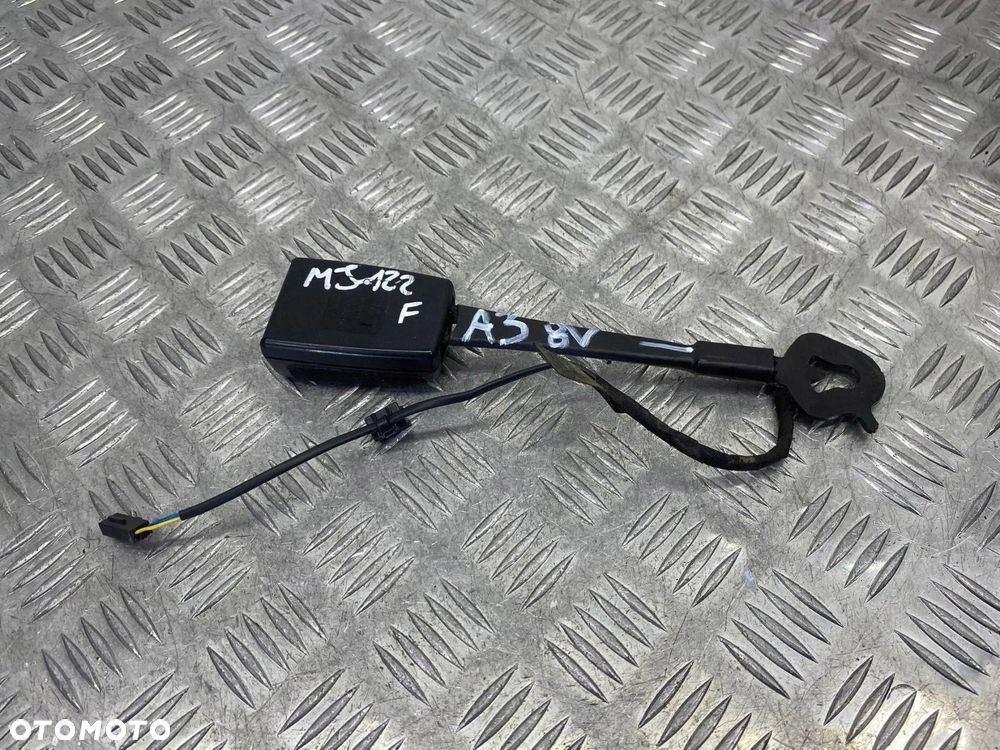 ZAPINKA KLAMRA UCHWYT PASA LEWA PRZEDNIA LEWY PRZÓD AUDI A3 8V 8V0857755E - 5