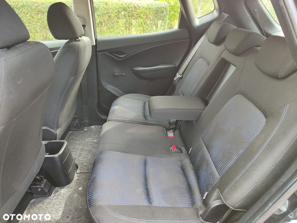 Hyundai ix20 1.4 CRDi Comfort - 12