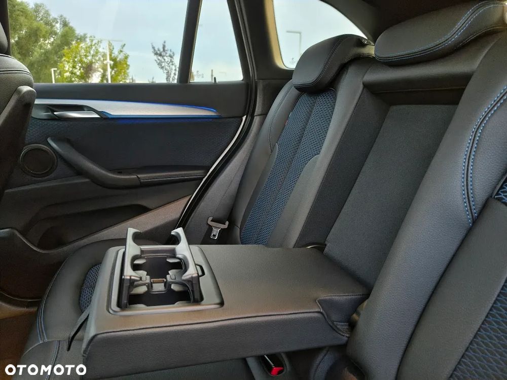 BMW X1 sDrive18d M Sport - 7