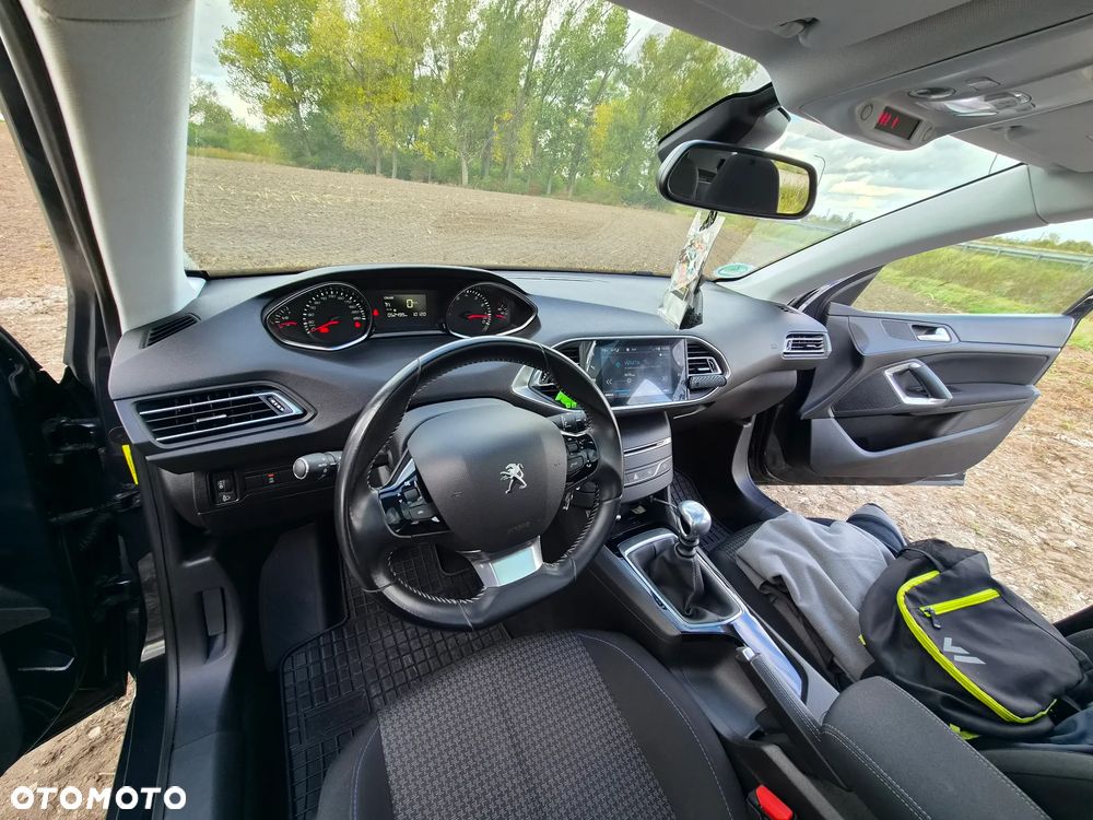 Peugeot 308 PureTech 110 Stop & Start Style - 9