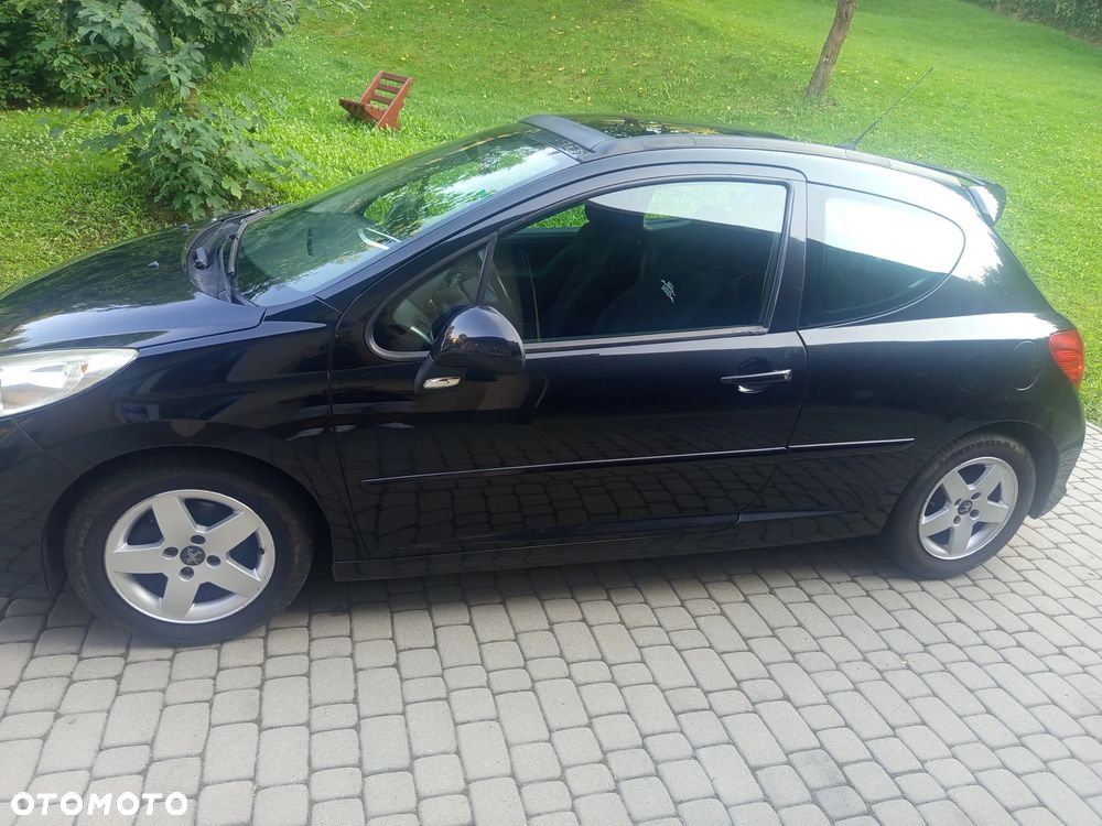 Peugeot 207 1.4 Presence - 4