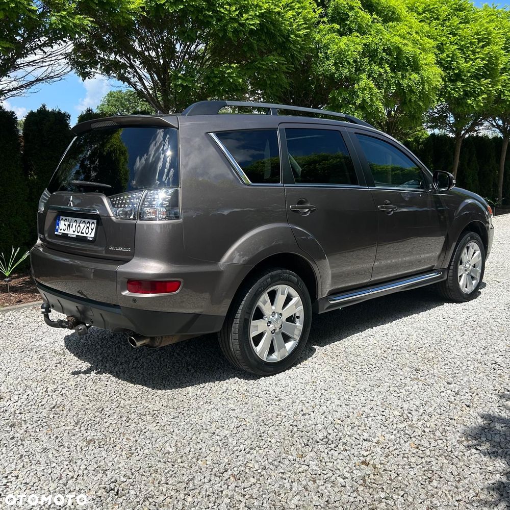 Mitsubishi Outlander 2.0 2WD CVT Diamant Edition+ - 4