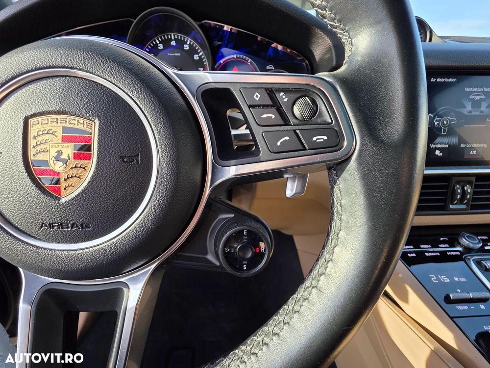 Porsche Cayenne - 25