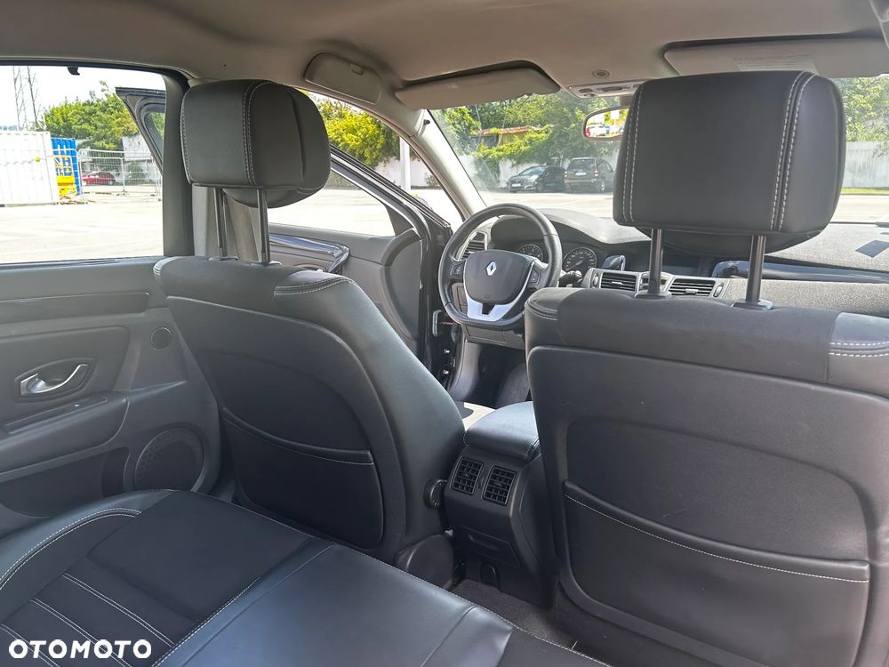 Renault Laguna 2.0 dCi Tech Run ESM - 6