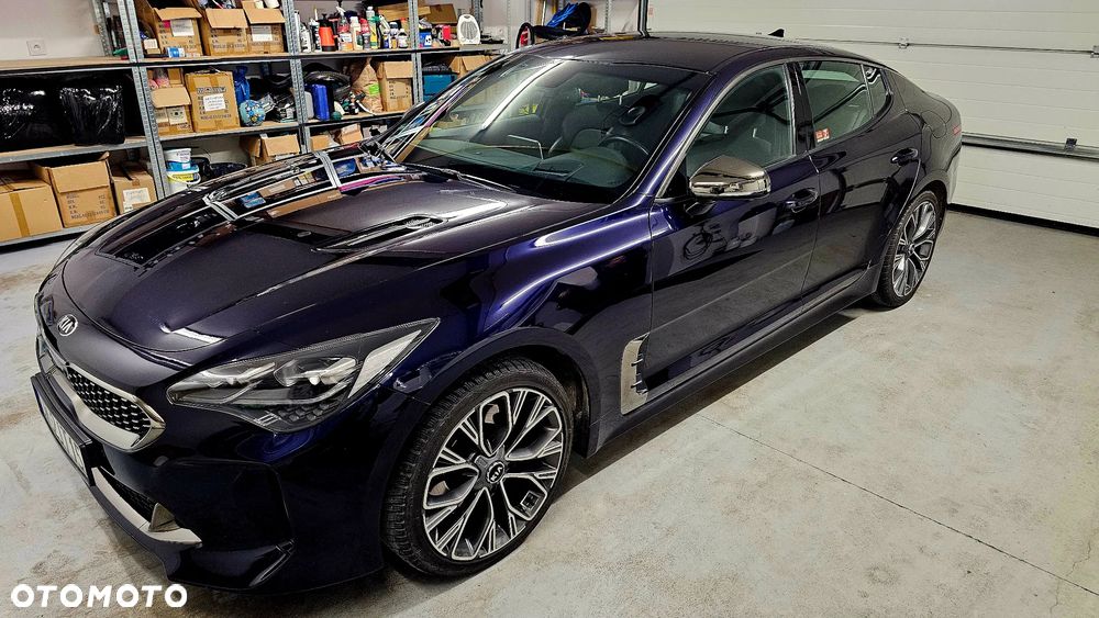 Kia Stinger 2.0 T-GDI GT Line - 23