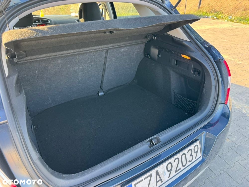 Citroën C4 VTi 95 Attraction - 8