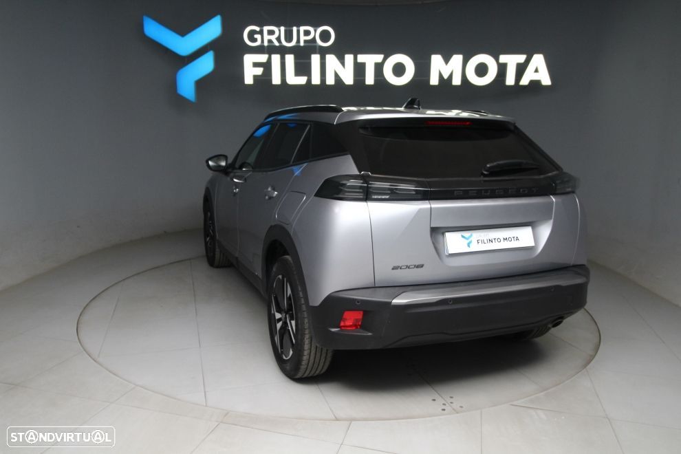 Peugeot 2008 1.2 PureTech Allure - 4