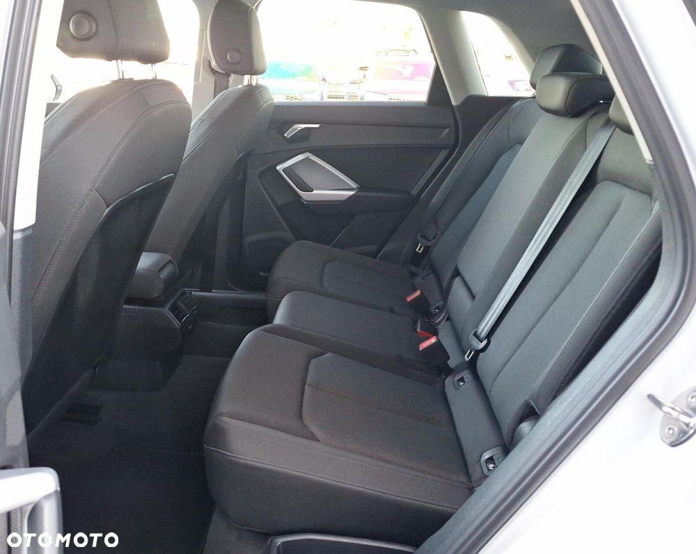 Audi Q3 - 21