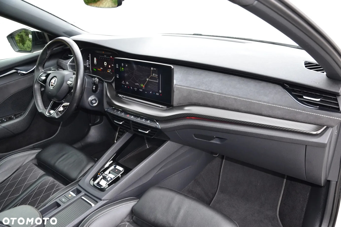 Skoda Octavia Combi 1.4 TSI iV DSG RS Plus - 33