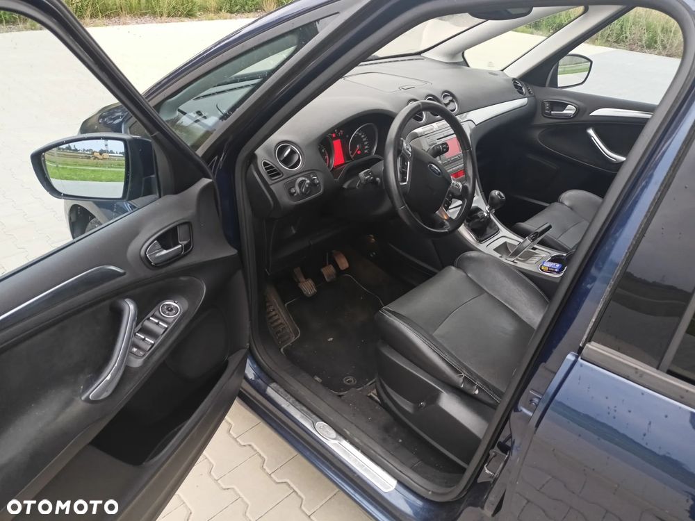 Ford S-Max 2.5 Titanium - 11