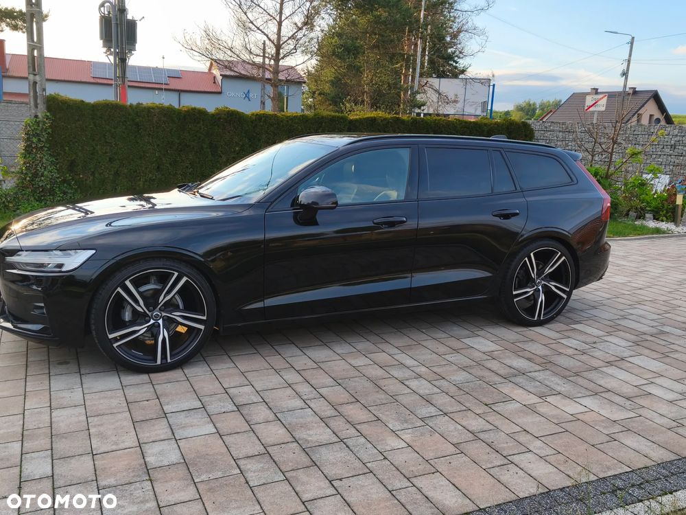 Volvo V60 D3 R-Design - 3