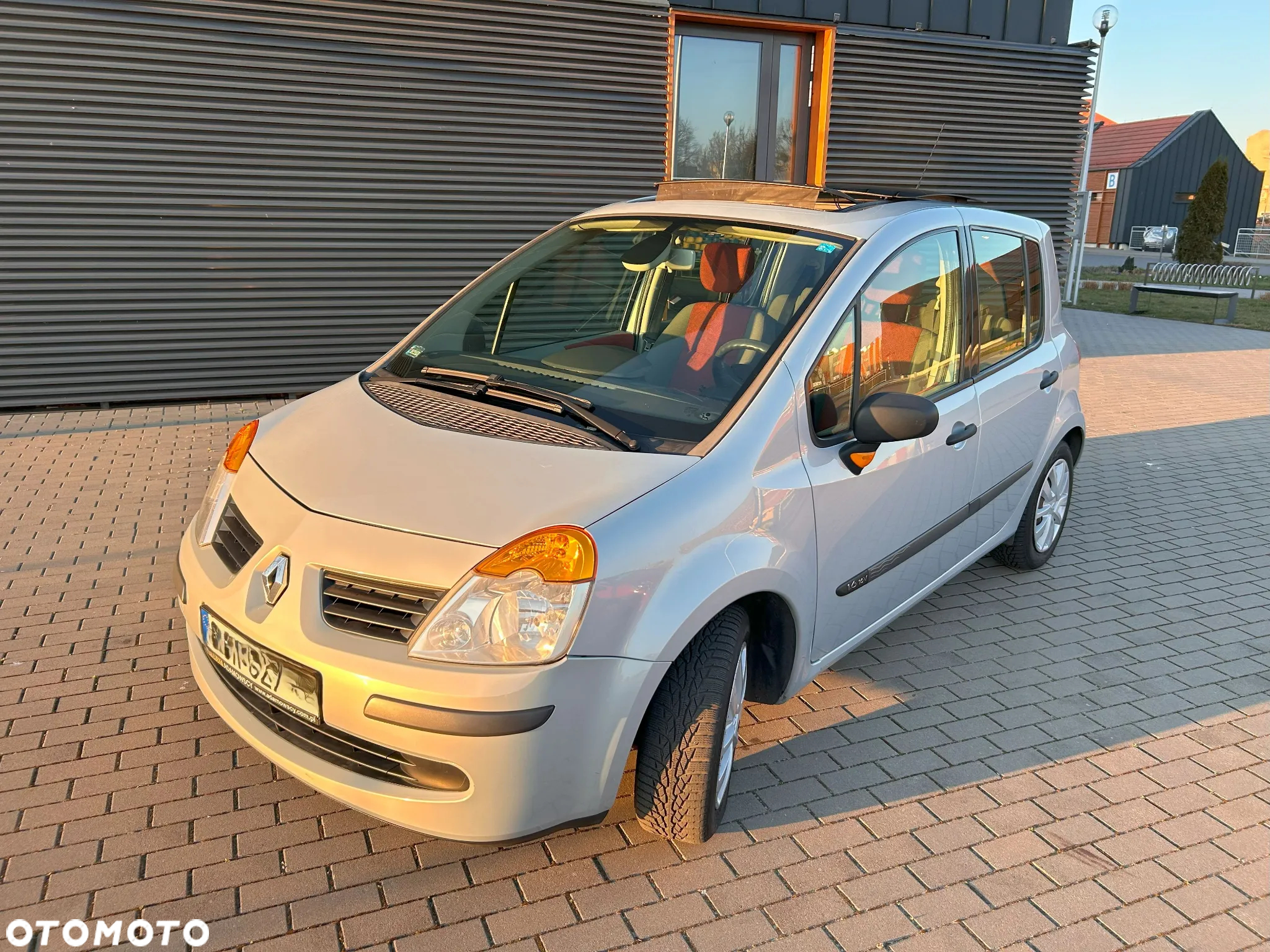 Renault Modus - 16