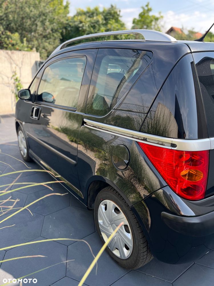 Peugeot 1007 - 6