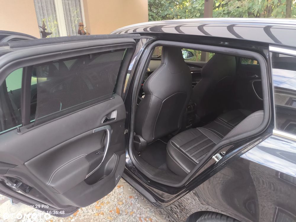 Opel Insignia - 11