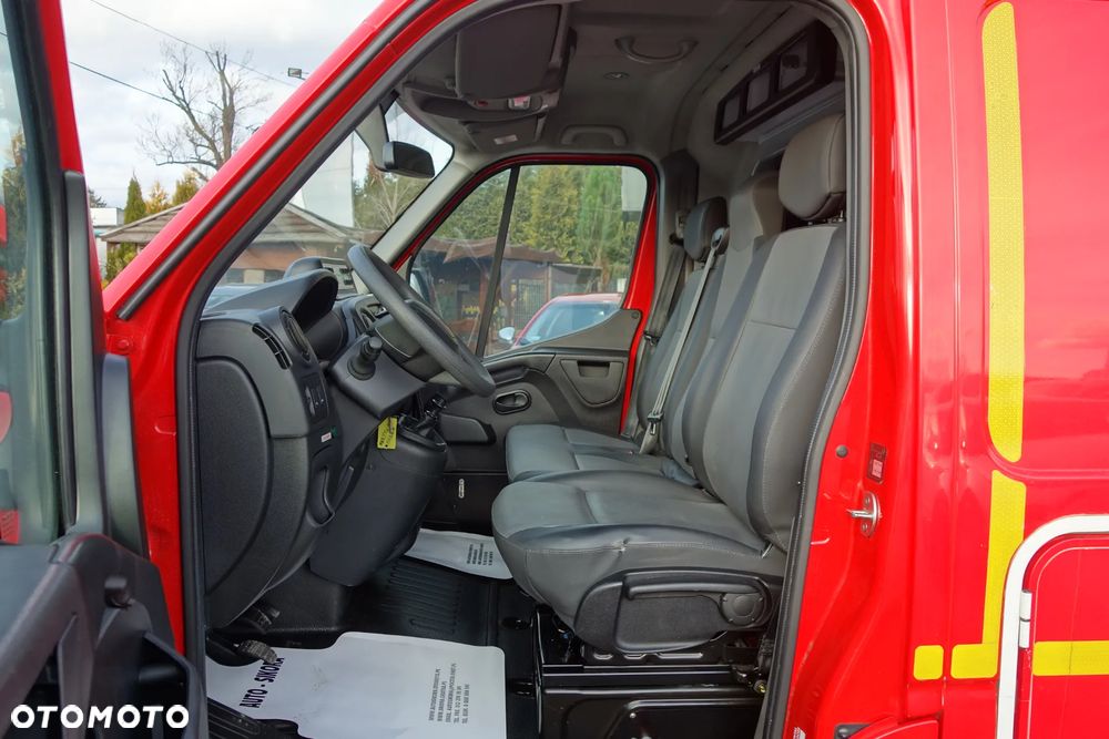 Renault Master , Karetka , Ambulans, Straż Pożarna - 32