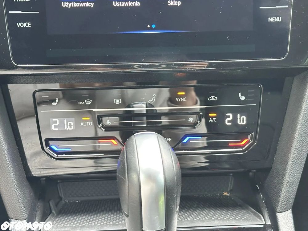 Volkswagen Passat 2.0 TDI 4Mot Elegance DSG - 24