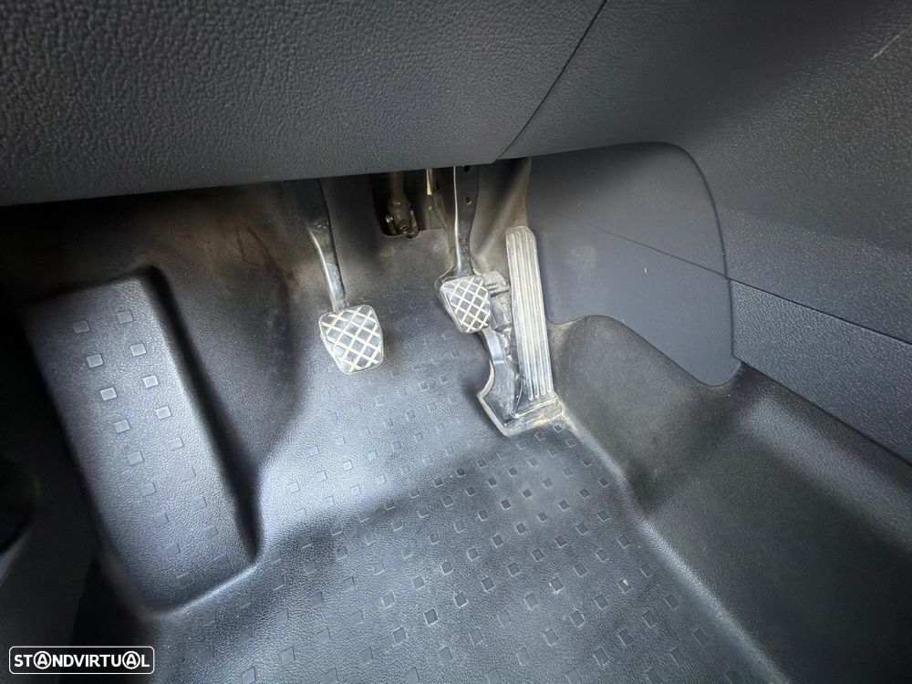 VW CADDY 1.6 TDI - 9