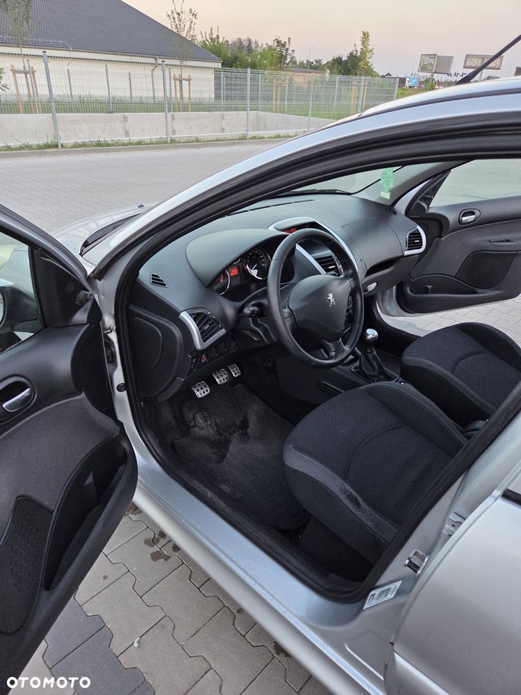 Peugeot 206 plus - 7