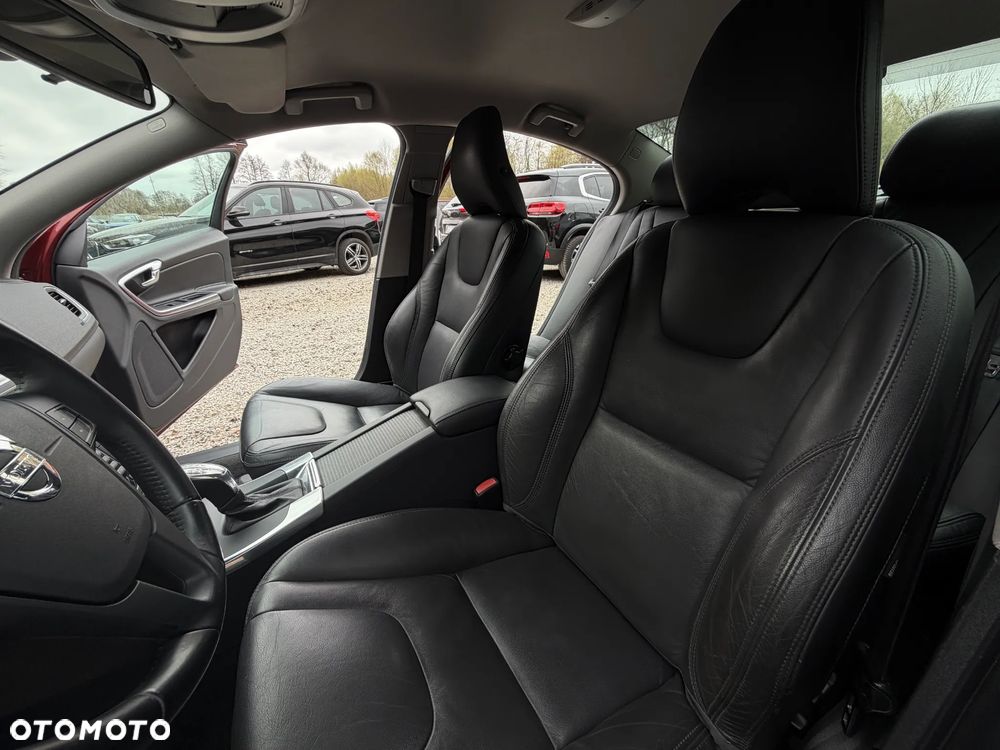 Volvo S60 D4 Geartronic Summum - 27