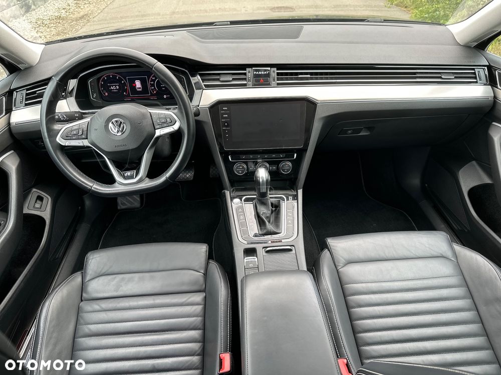 Volkswagen Passat 2.0 TSI 4Mot Highline DSG - 27